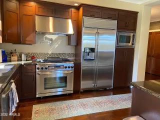 Photo #5: 6351270 Listing
