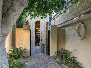 Photo #1: 6351338 Listing 