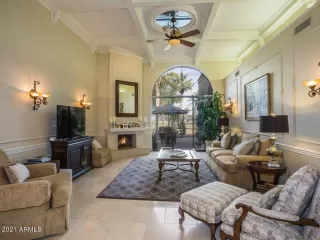 Photo #6: 6351338 Listing 