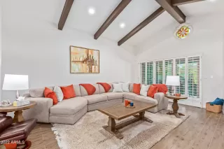 Photo #3: 6351376 Listing 