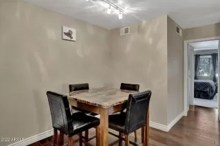 Photo #5: 6351379 Listing 