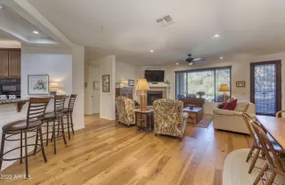 Photo #3: 6351413 Listing