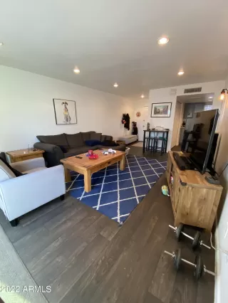 Photo #4: 6351521 Listing