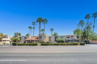 Photo #2: 6351529 Listing