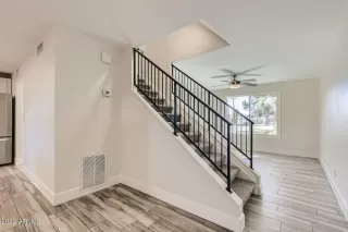 Photo #5: 6351672 Listing