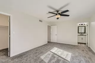 Photo #6: 6351672 Listing