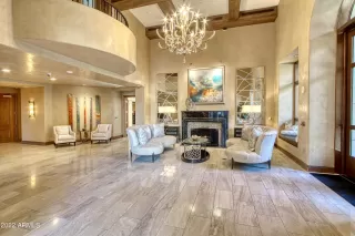 Photo #2: 6351844 Listing