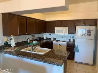 Photo #4: 6352043 Listing