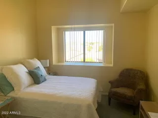 Photo #6: 6352043 Listing