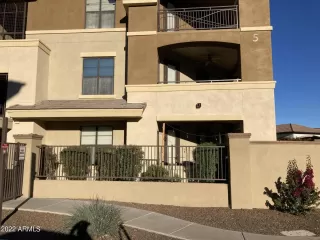 Photo #5: 6352146 Listing