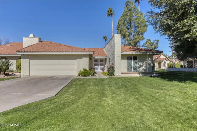 MLS: 6352374 Condo For Sale