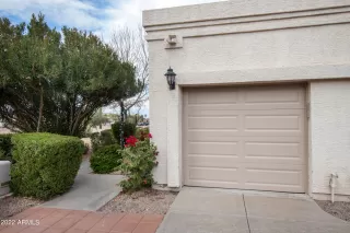 Photo #2: 6352442 Listing