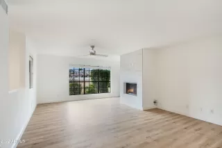 Photo #3: 6352442 Listing