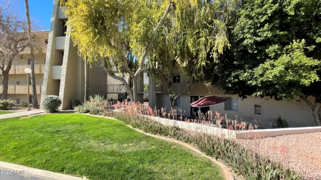 MLS: 6352473 Condo For Sale