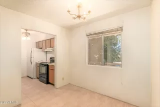 Photo #5: 6352473 Listing