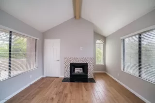 Photo #2: 6352524 Listing 