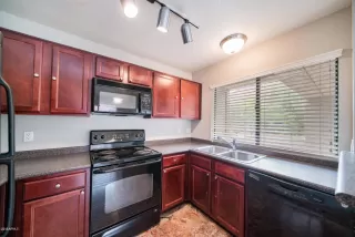Photo #6: 6352524 Listing 