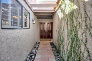 Photo #2: 6352729 Listing
