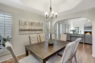 Photo #6: 6352729 Listing