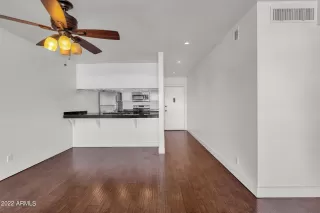 Photo #2: 6352783 Listing