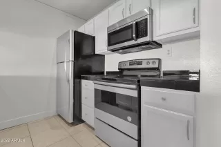 Photo #4: 6352783 Listing