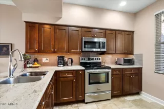 Photo #4: 6352949 Listing