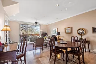 Photo #6: 6352949 Listing