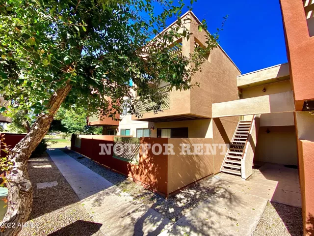 MLS: 6353040 Condo For Sale