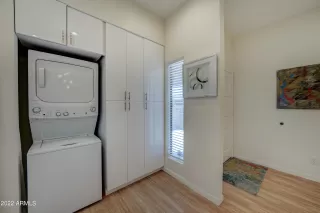 Photo #6: 6353053 Listing