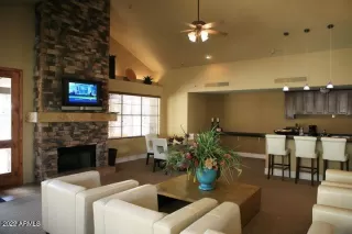 Photo #2: 6353125 Listing