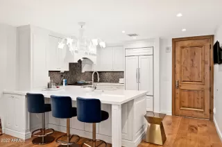 Photo #1: 6353262 Listing