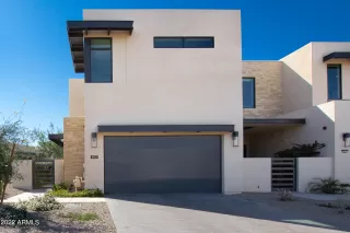 Photo #5: 6353368 Listing