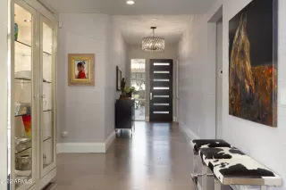 Photo #5: 6353558 Listing