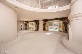 Photo #1: 6353572 Listing