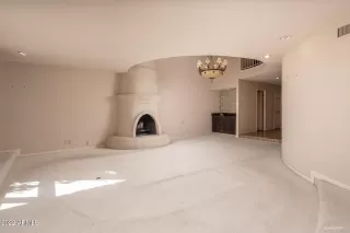 Photo #3: 6353572 Listing