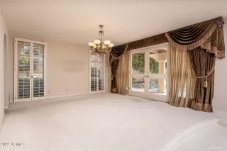 Photo #5: 6353572 Listing