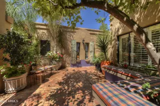 Photo #4: 6353609 Listing