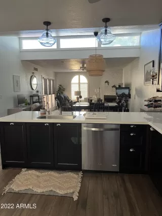 Photo #6: 6353643 Listing