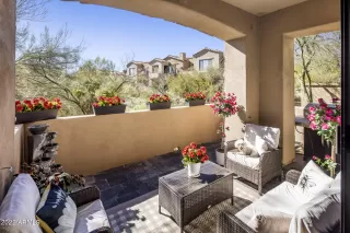 Photo #5: 6353644 Listing