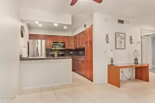 Photo #4: 6353709 Listing