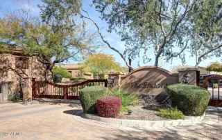 Photo #4: 6353756 Listing