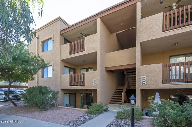MLS: 6353774 Condo For Sale