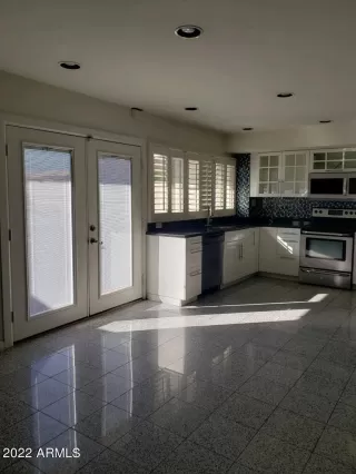 Photo #2: 6353779 Listing