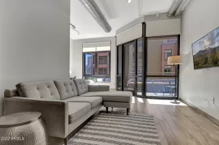 Photo #2: 6353813 Listing