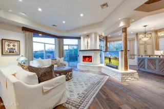 Photo #1: 6354187 Listing