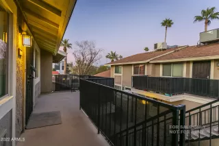 Photo #5: 6354460 Listing