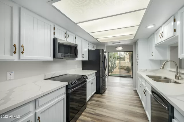 MLS: 6354485 Condo For Sale