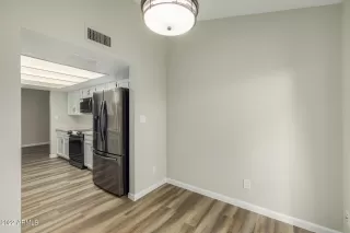 Photo #6: 6354485 Listing