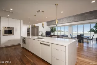 Photo #2: 6354583 Listing