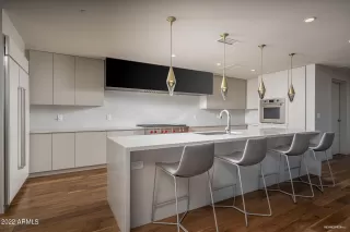 Photo #3: 6354583 Listing